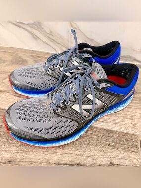 New Balance Gray and Blue Athletic Running Shoes SZ 12